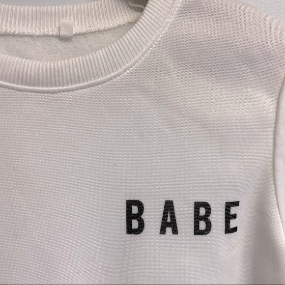 NEW BOUTIQUE LIGHT WEIGHT SWEATSHIRT - SMALL, MEDIUM, LARGE OR XL - Picture 2 of 4